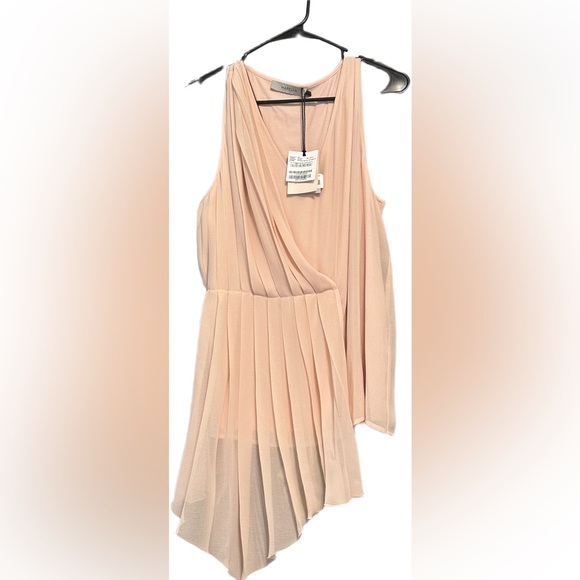 Marella pink dressy tank with asymmetrical pleats - Picture 1 of 3